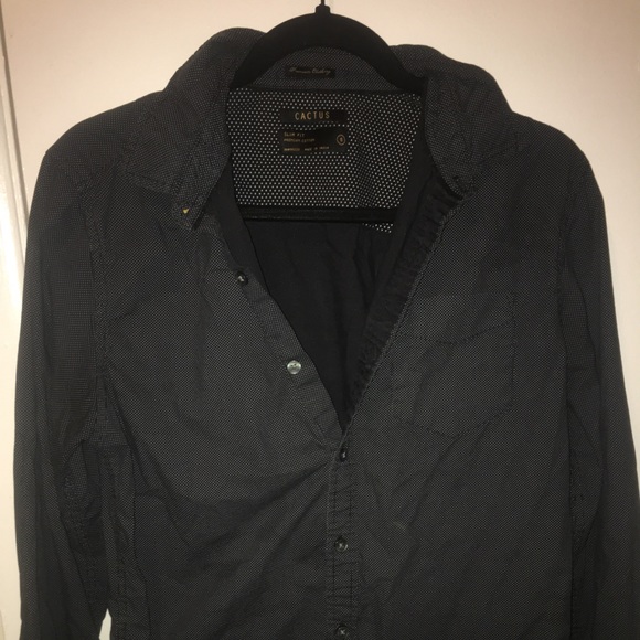 Men’s Cactus polka dot button up. - Picture 1 of 1